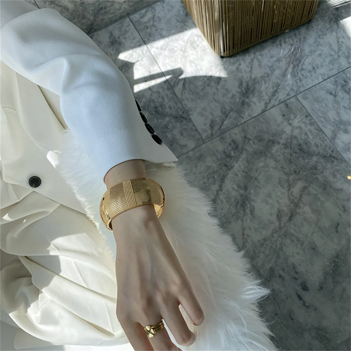 18K Gold-Plated Embossed Wavy Pattern Bangle