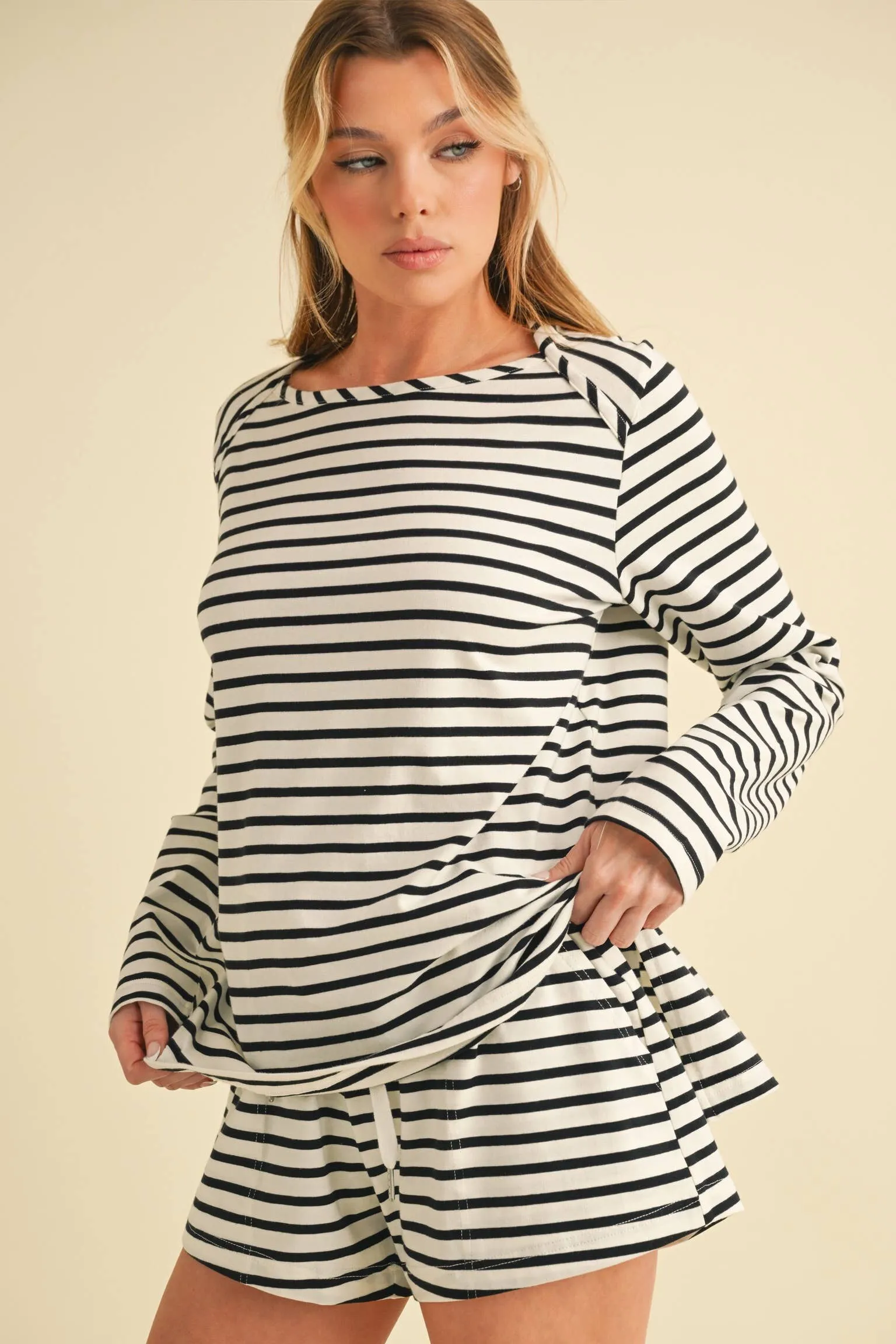 8464FN Cali Top: Red / Contemporary / S