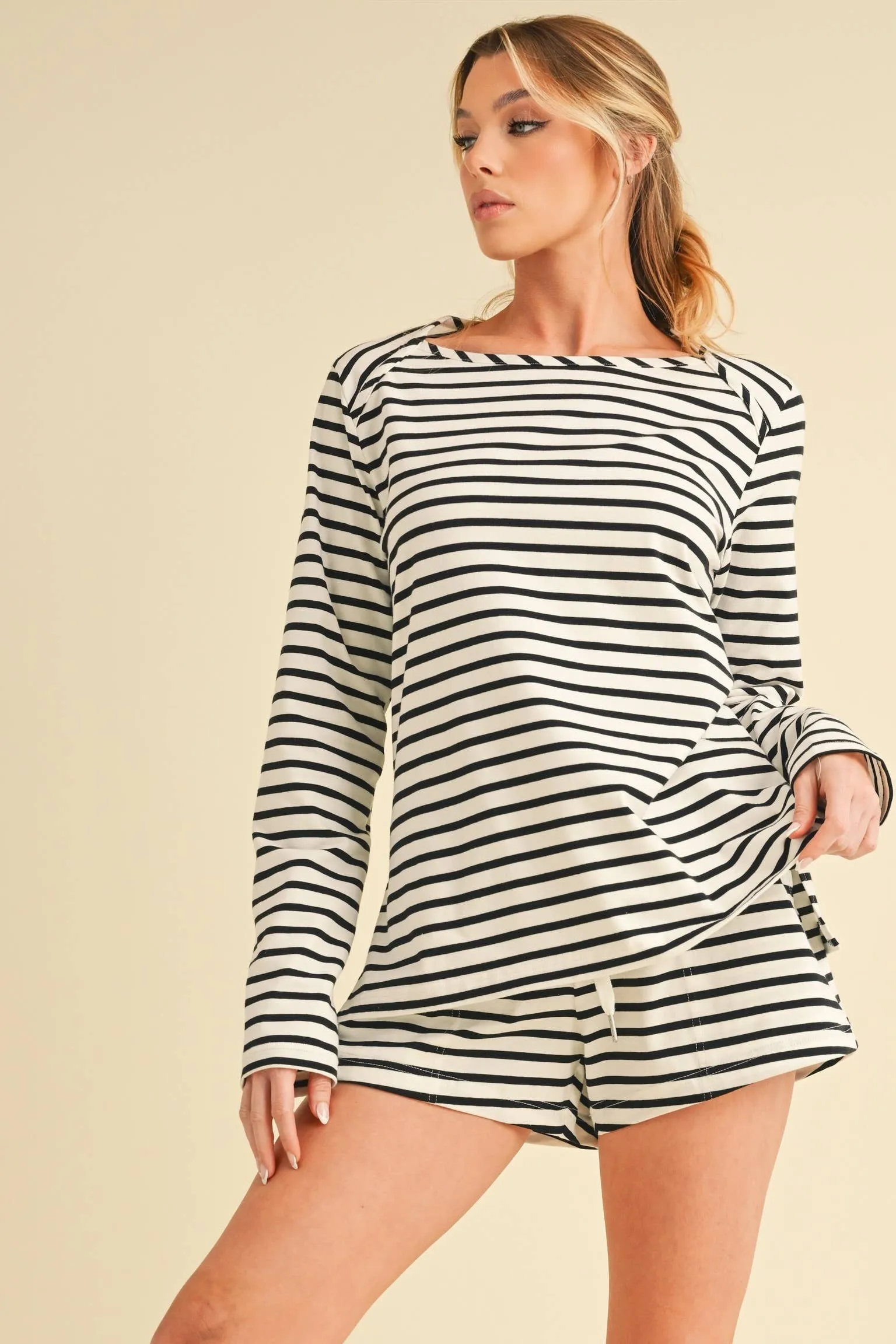 8464FN Cali Top: Red / Contemporary / S