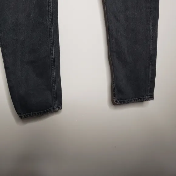 AGOLDE Jamie High Rise Black Grommet Detailling Size 26 Revolve UO Relax…