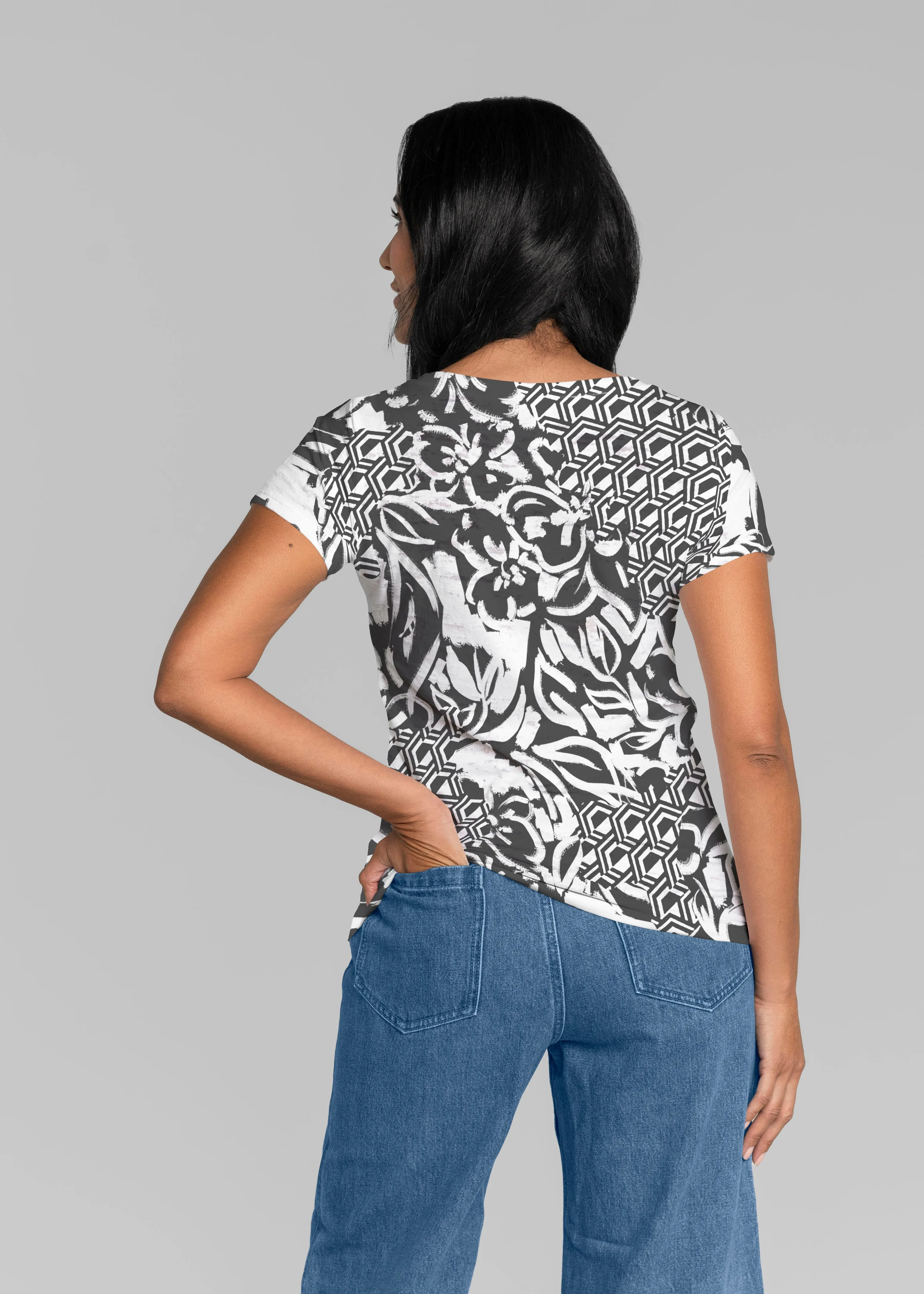 Brookie Black (8177) ~ Short Sleeve Scoop Shirt