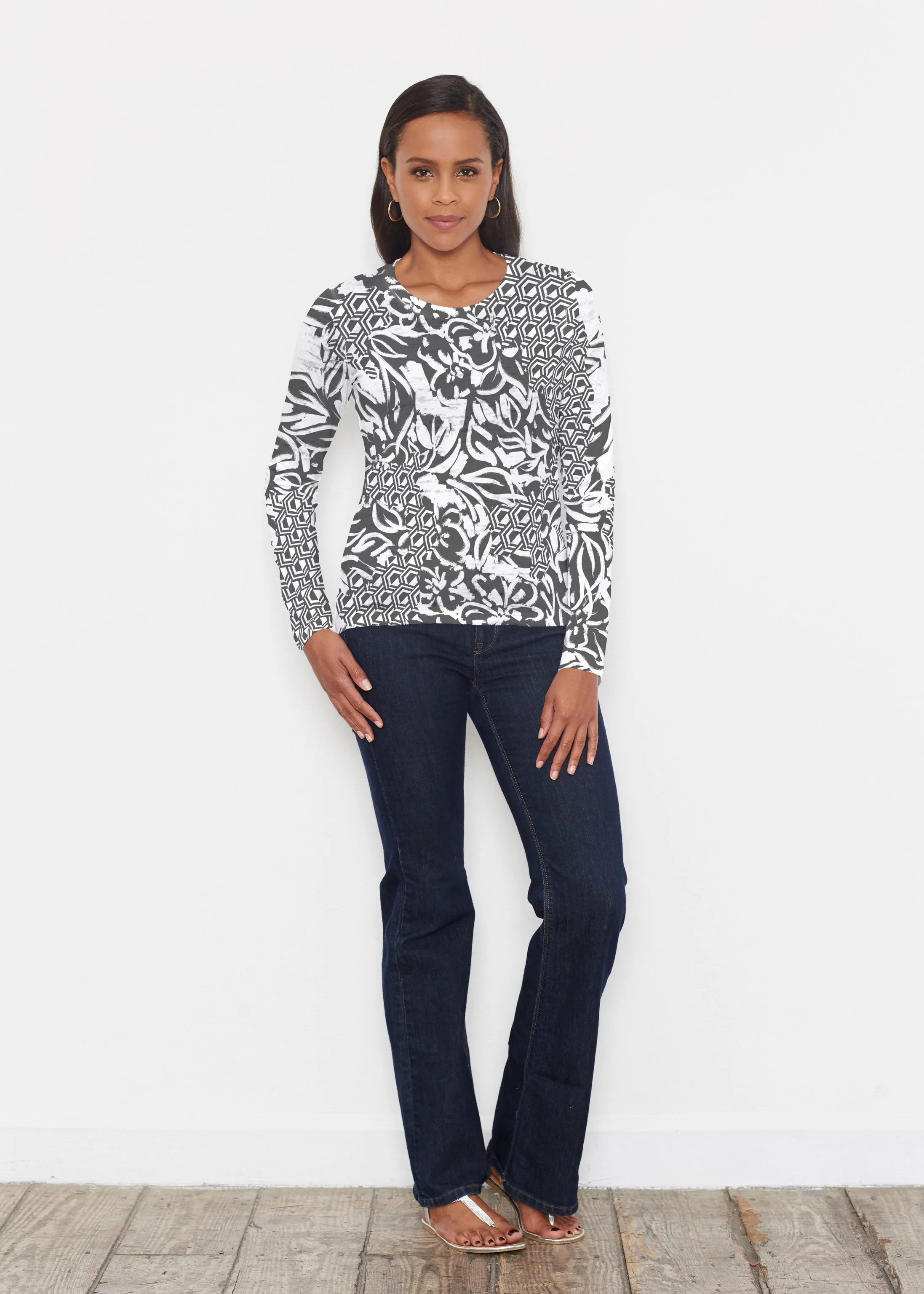 Brookie Black (8177) ~ Signature Long Sleeve Crew Shirt