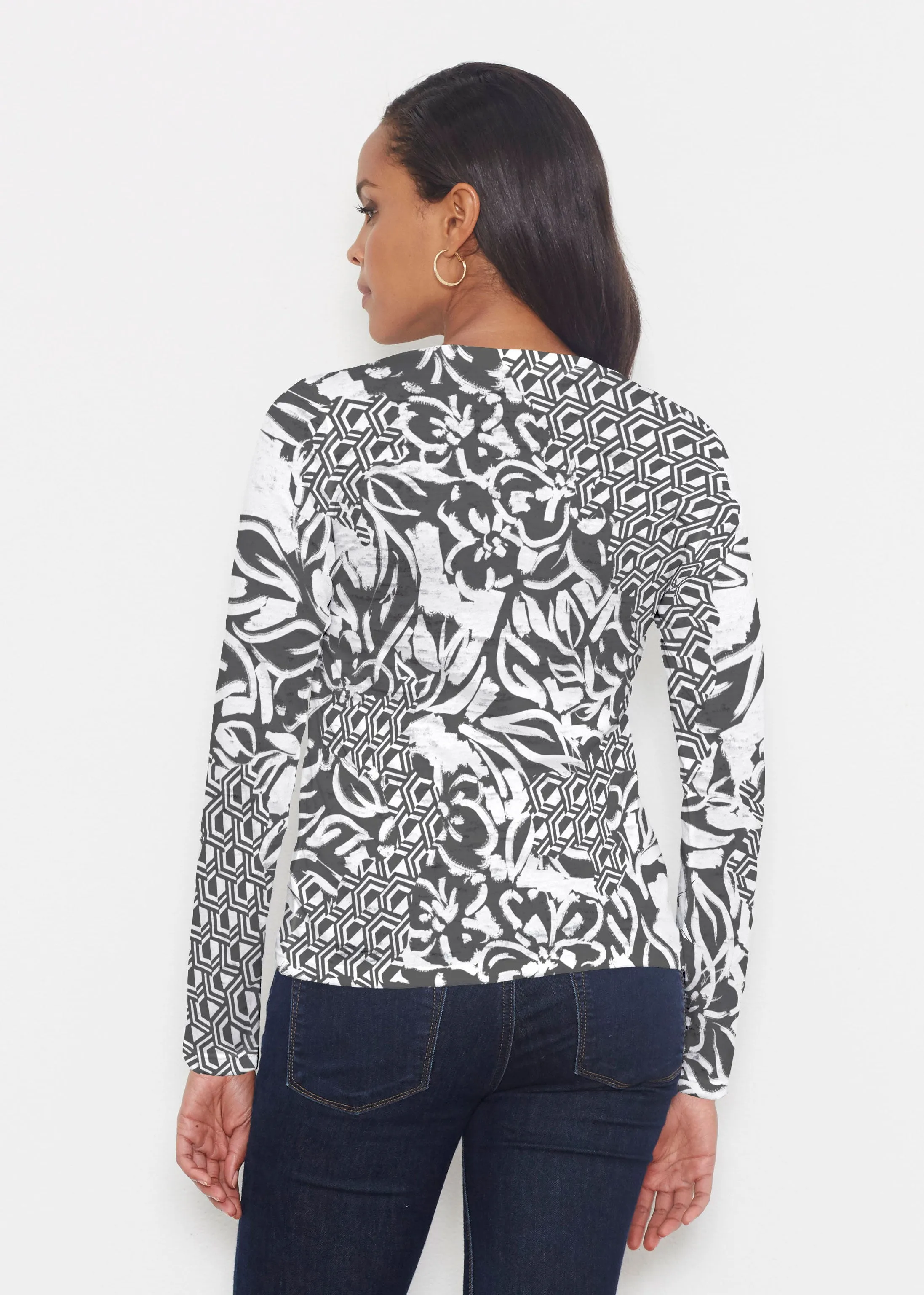 Brookie Black (8177) ~ Signature Long Sleeve Crew Shirt