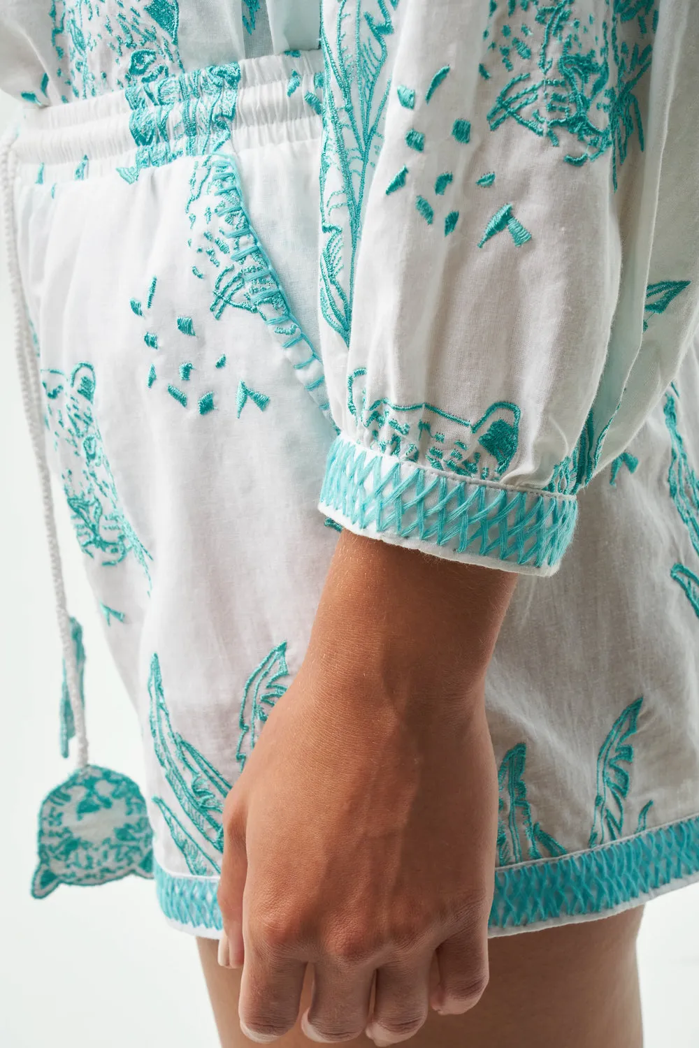 DETRIA SHORTS - SOLID COLOR ARUBA