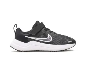 DOWNSHIFTER 12 - Souliers de course pour filles - Nike