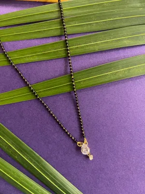Fancy Short Mangalsutra Designs Drop Shape Single Diamond Pendant Simple Black Beads Chain