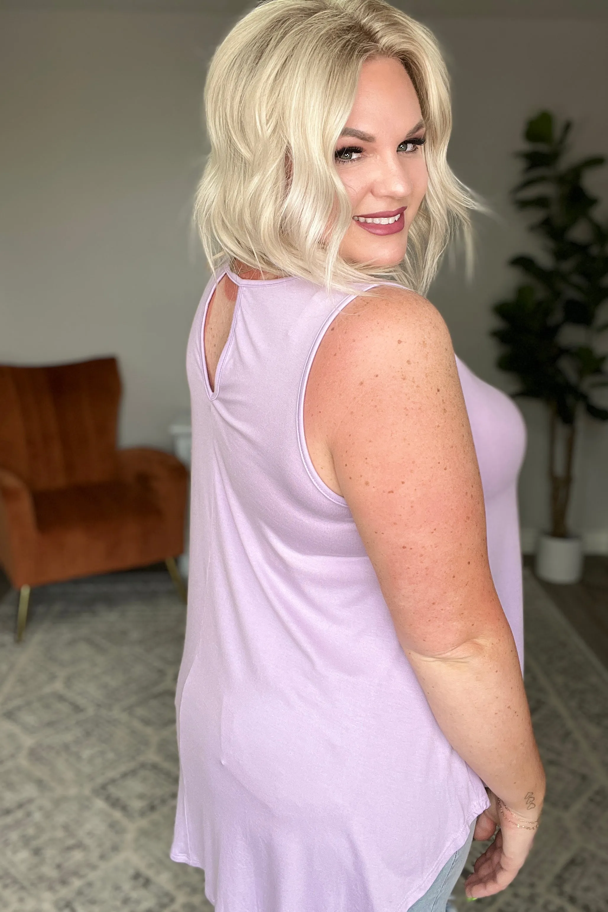 Greater than Great Keyhole Detail Tank in Lavender