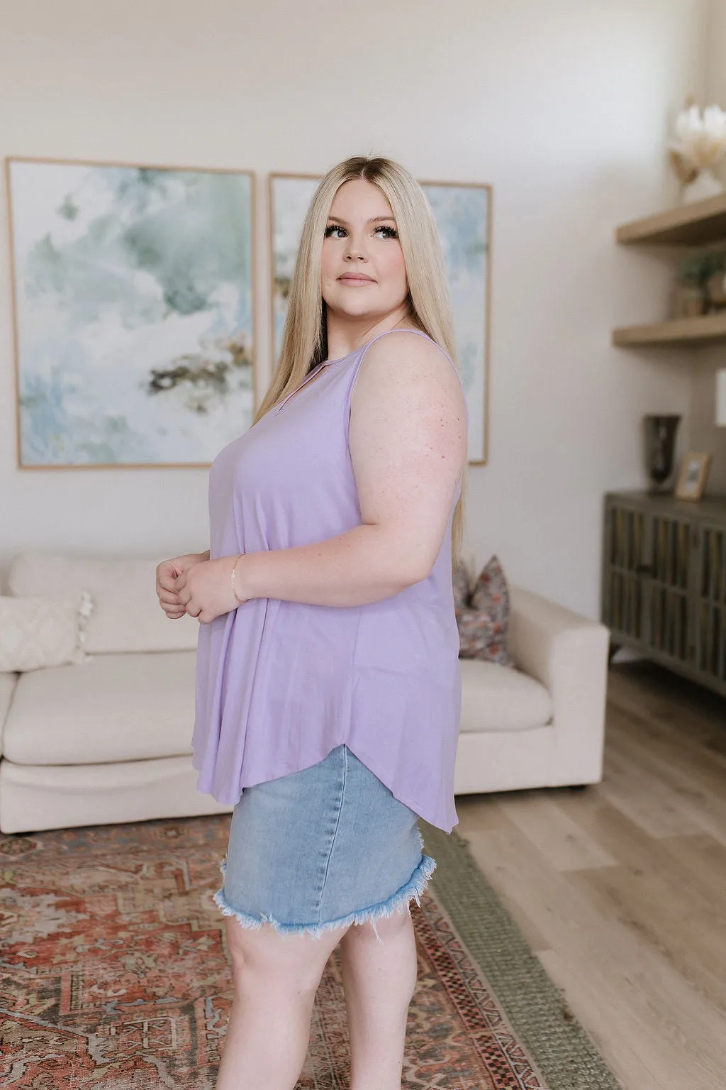 Greater than Great Keyhole Detail Tank in Lavender