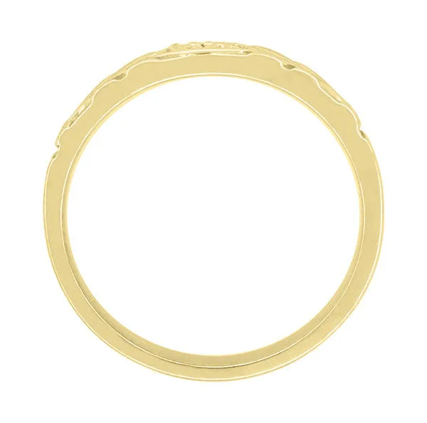 Jadan 1950's Vintage Design Gent's Diamond Wedding Band in Yellow Gold