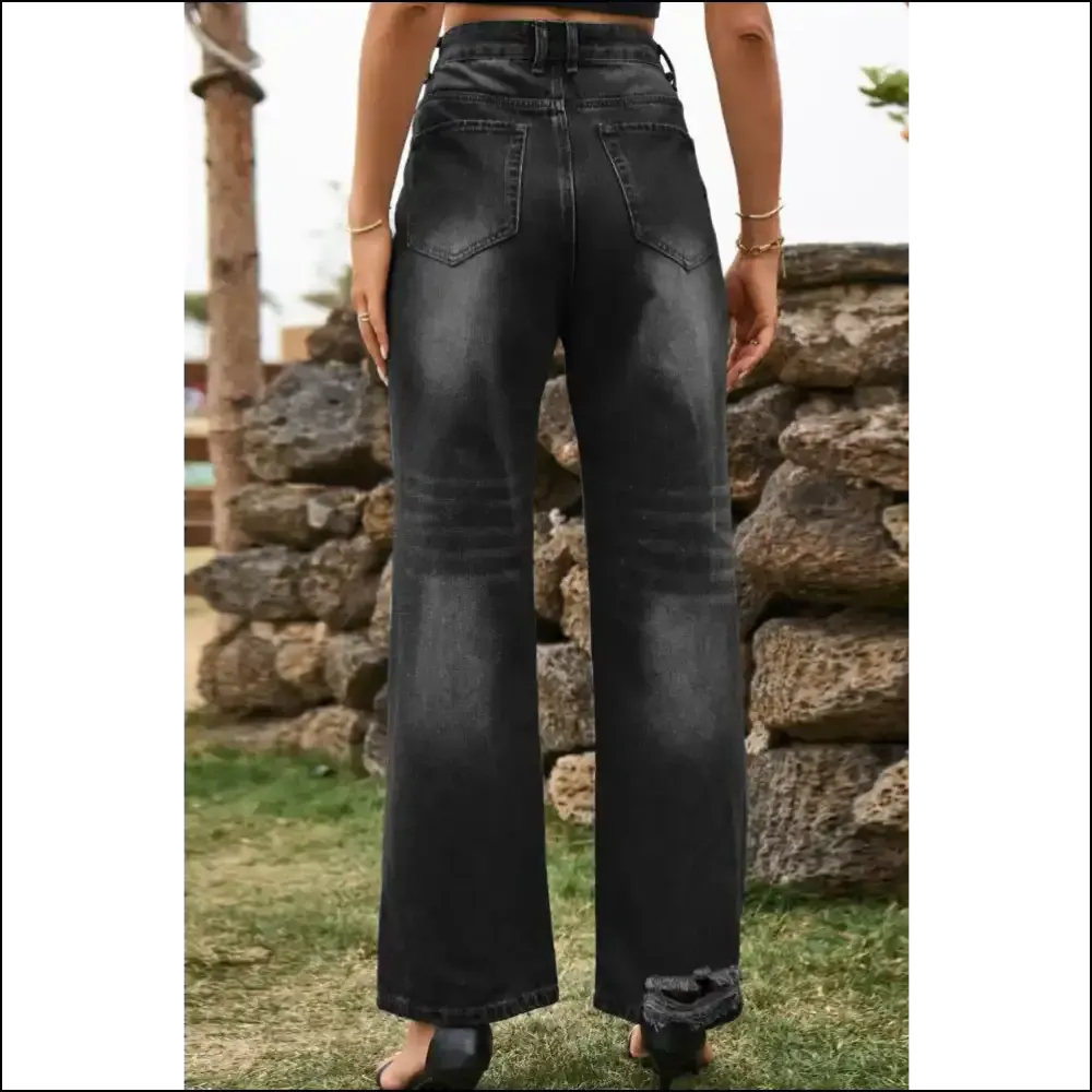 Jeans with Attitude: Strut in Chic Distressed Buttoned Loose Fit! 💃