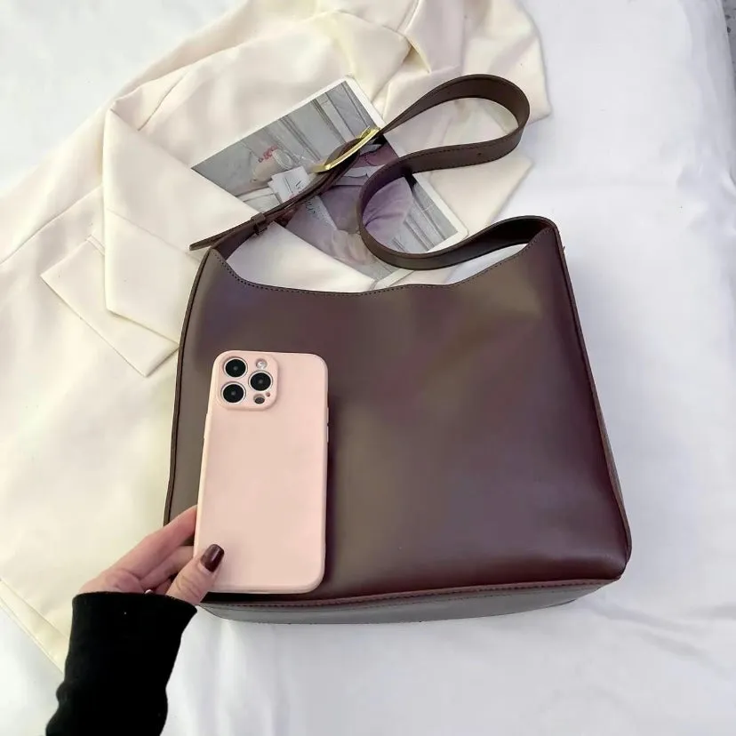 Juliet | Classic Handbag with Sophisticated Style
