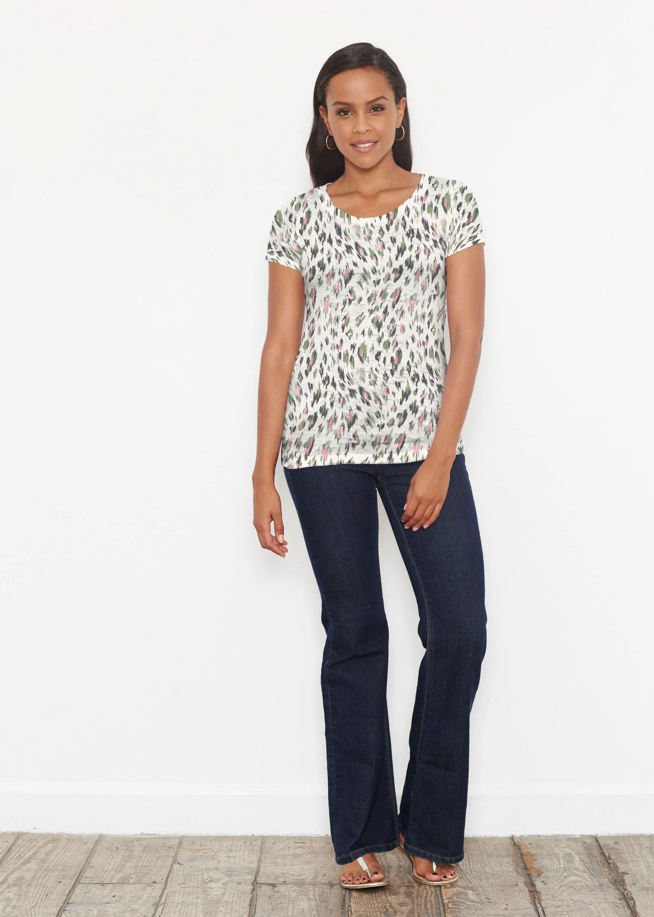 Leopard Bouquet (8019) ~ Short Sleeve Scoop Shirt