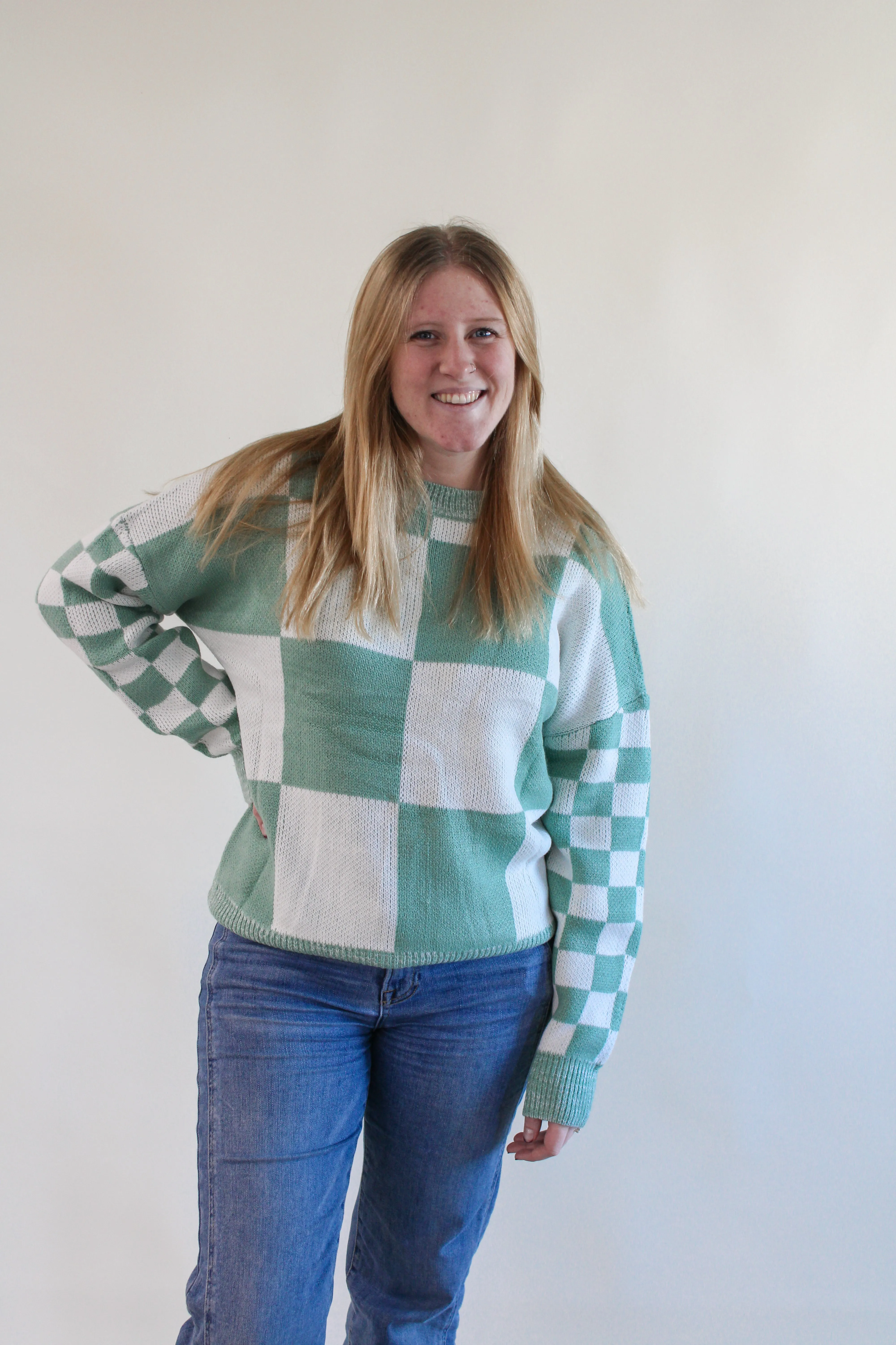 MELIA CHECKERED SWEATER