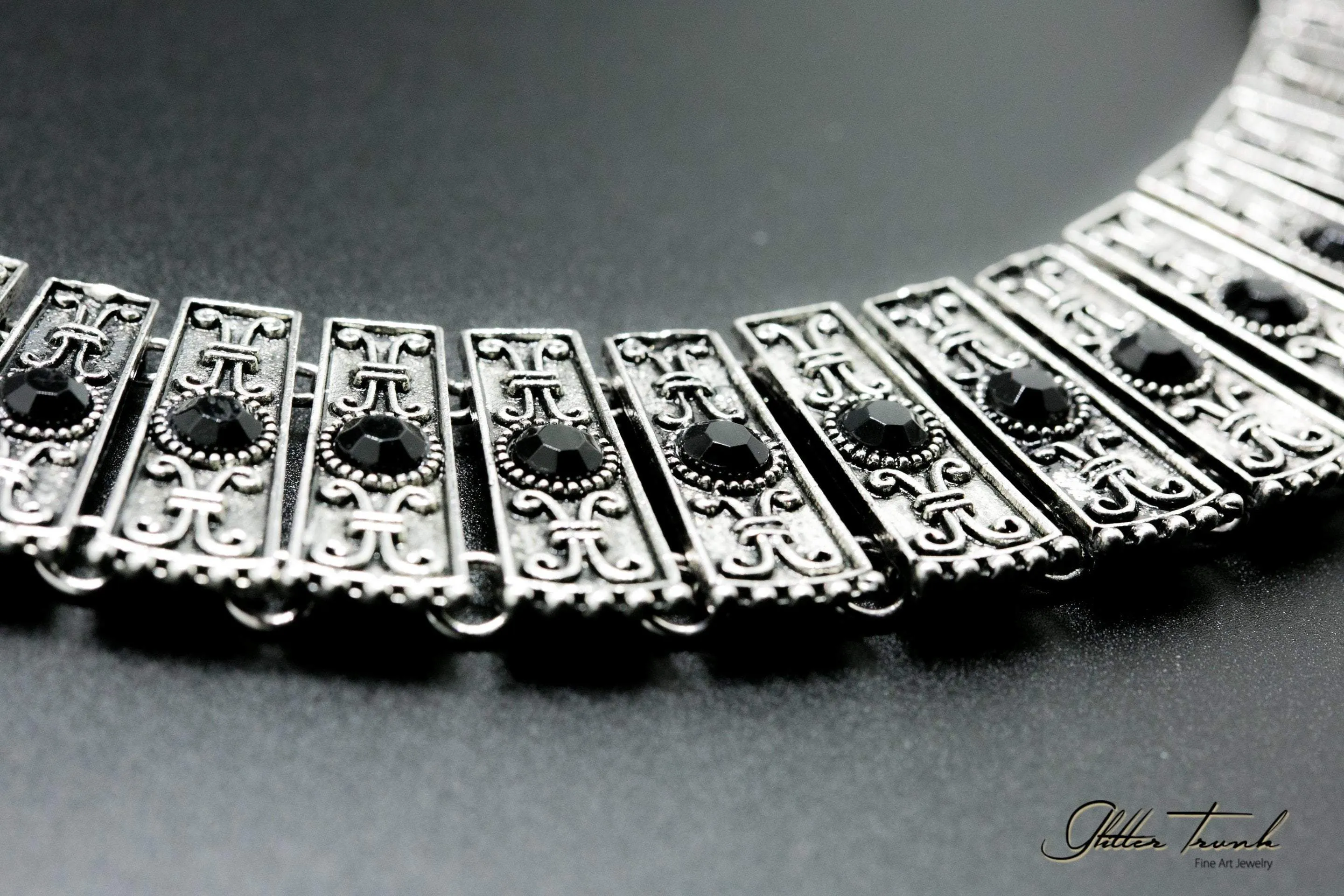 Modern Epigraphy Choker