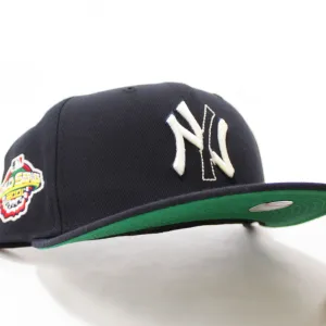 New York Yankees 2001 World Series Patch New Era Fitted 59Fifty Hat (Tear off Logo Navy Green Under Brim)