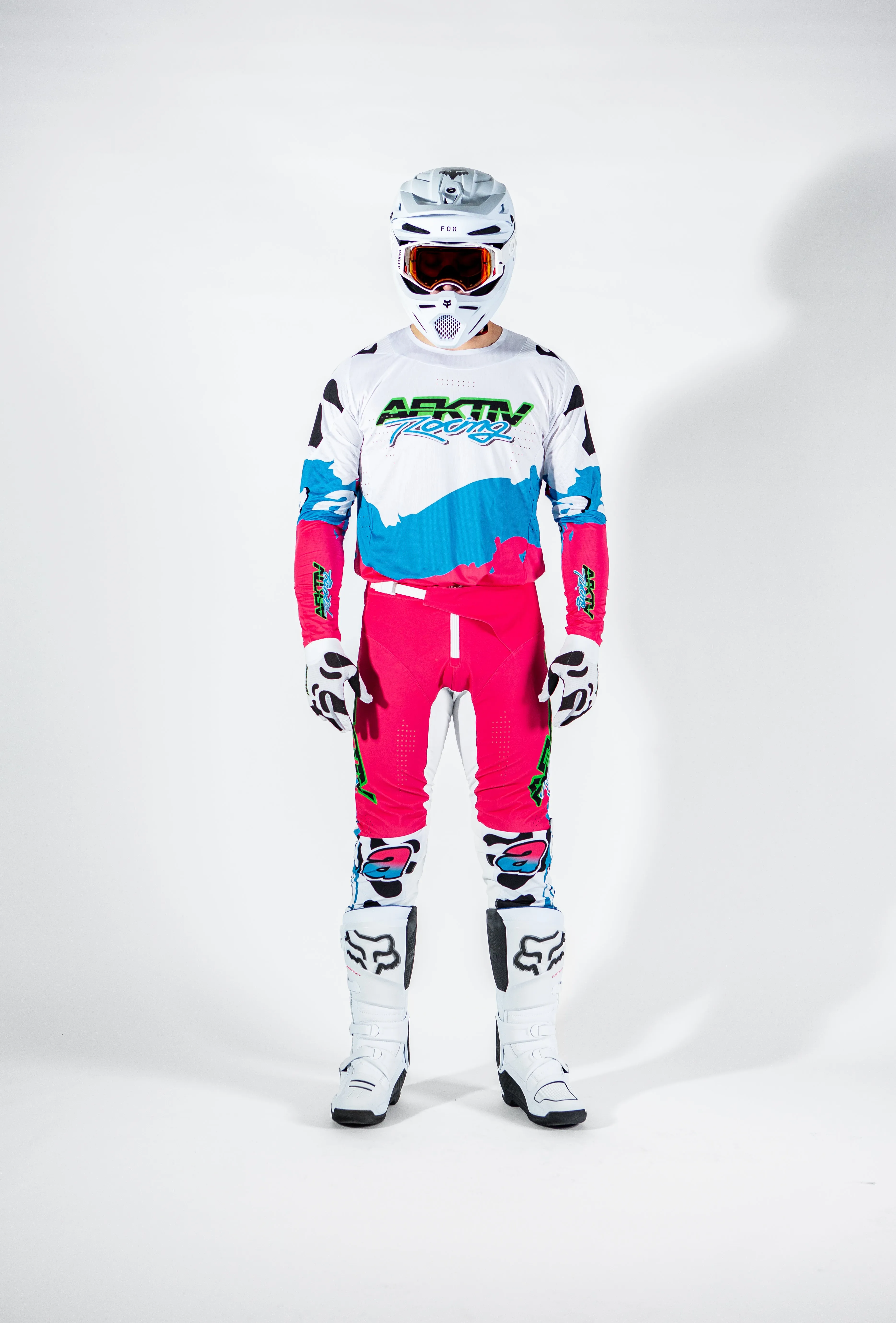 NOVA Retro Gloves