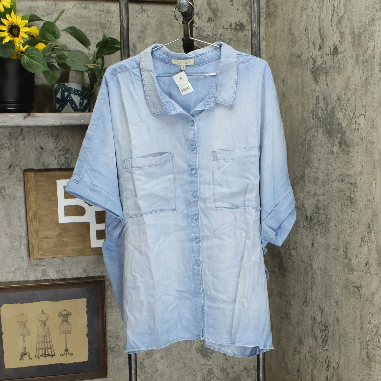NWT Side Stitch Plus Size Tencera Button Front Short-Sleeve Top. A350095 Plus 3X