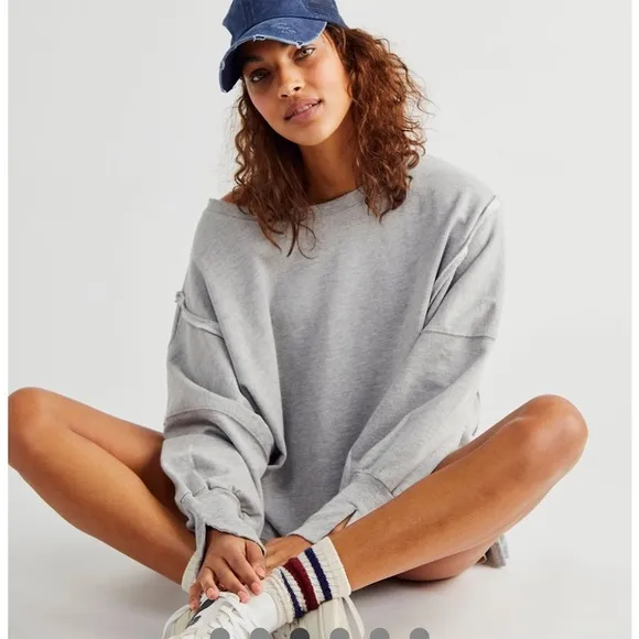Reserved- Free People Gray Crew Neck Sweater with Relaxed Fit