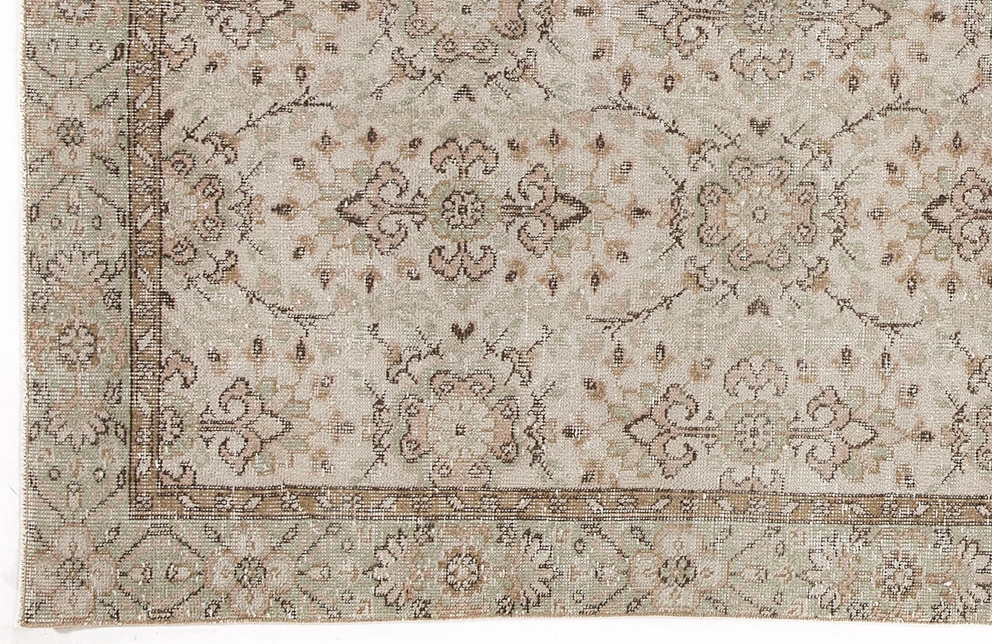 Retro Design Beige Over Dyed Vintage Rug 5'10'' x 9'2'' ft 178 x 280 cm