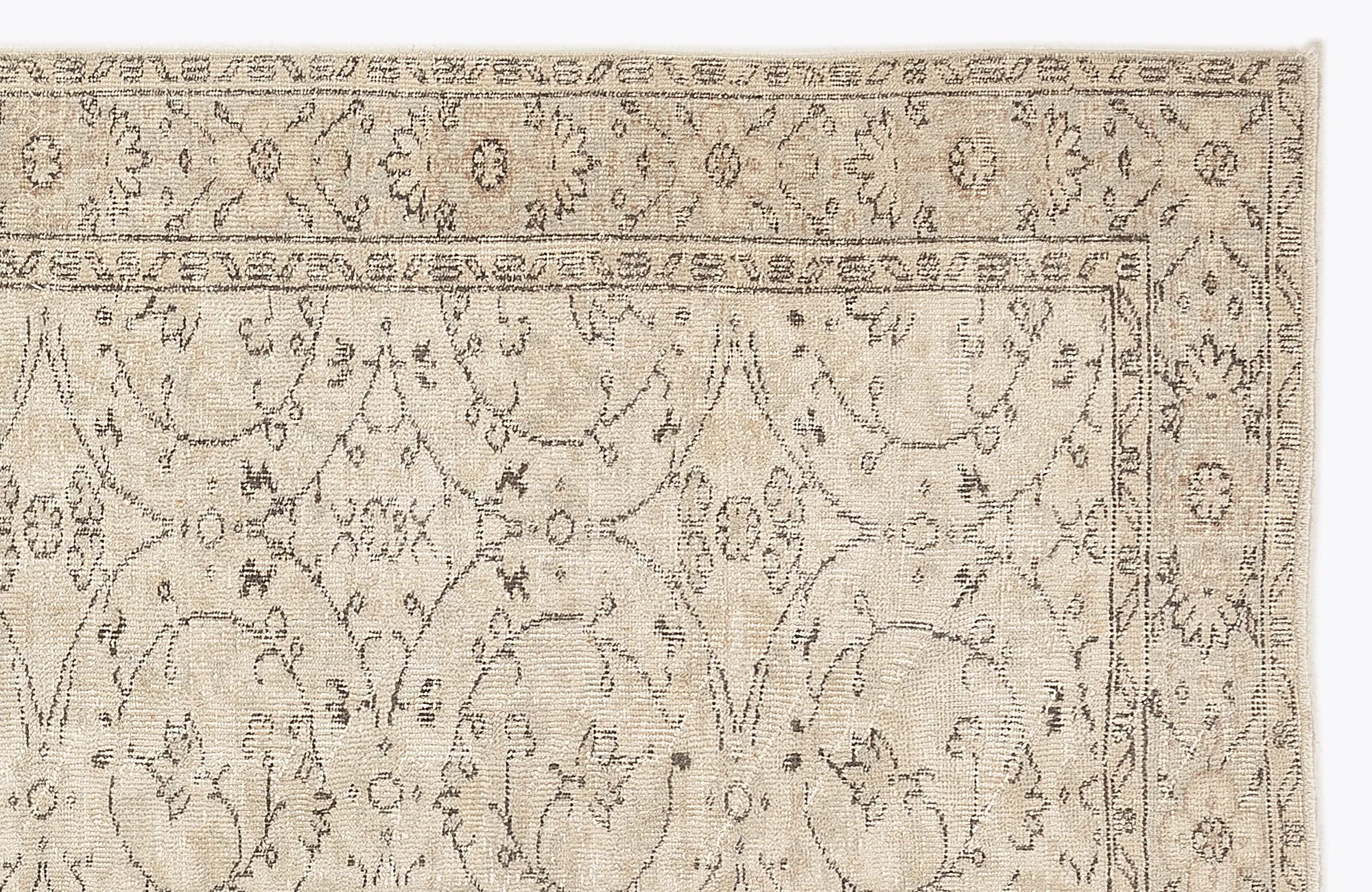 Retro Design Beige Over Dyed Vintage Rug 5'7'' x 9'1'' ft 171 x 278 cm