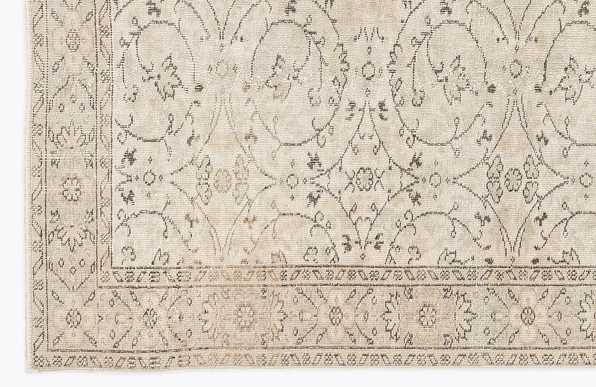 Retro Design Beige Over Dyed Vintage Rug 5'7'' x 9'1'' ft 171 x 278 cm