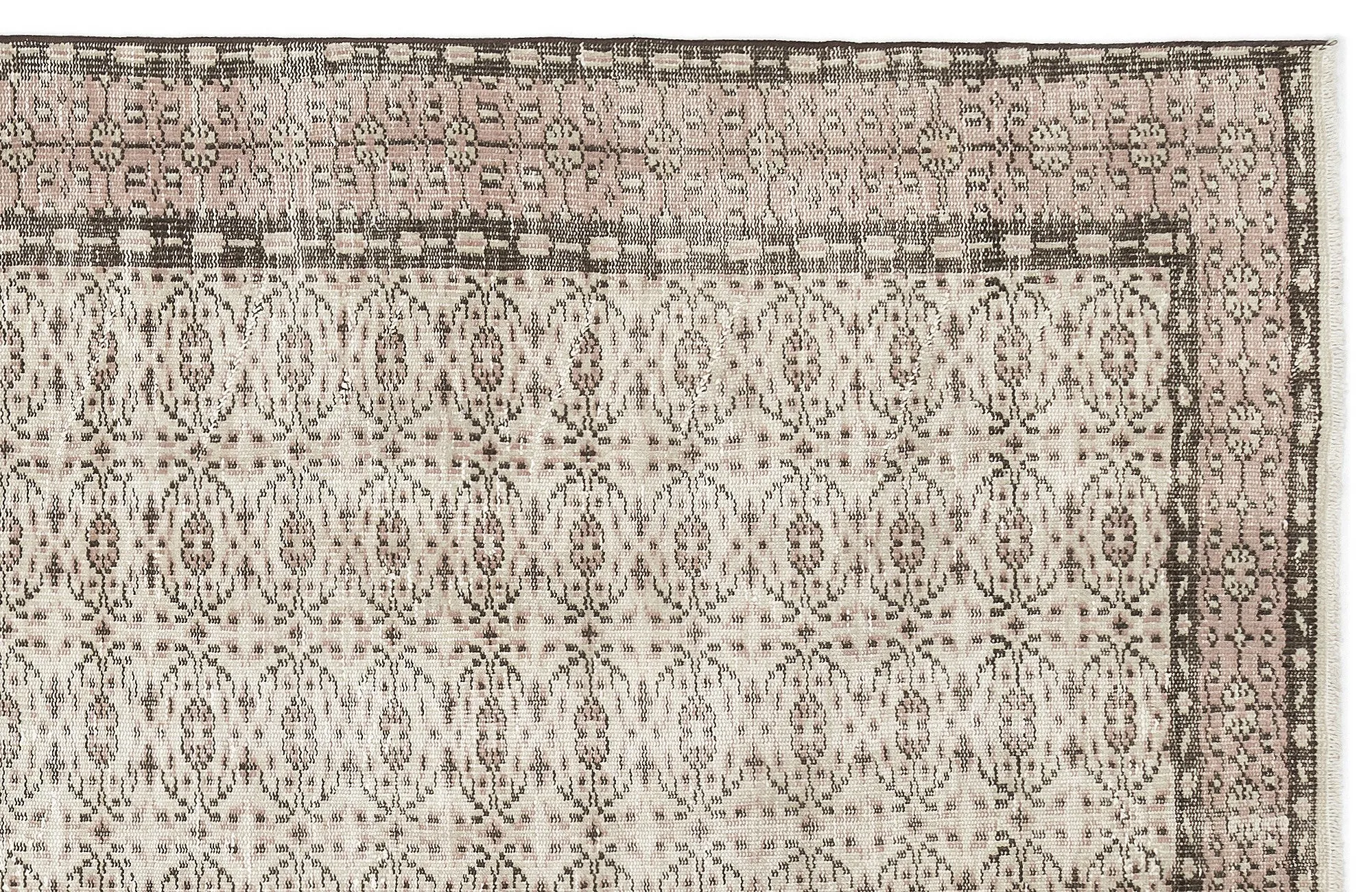 Retro Design Beige Over Dyed Vintage Rug 5'7'' x 9'2'' ft 170 x 280 cm