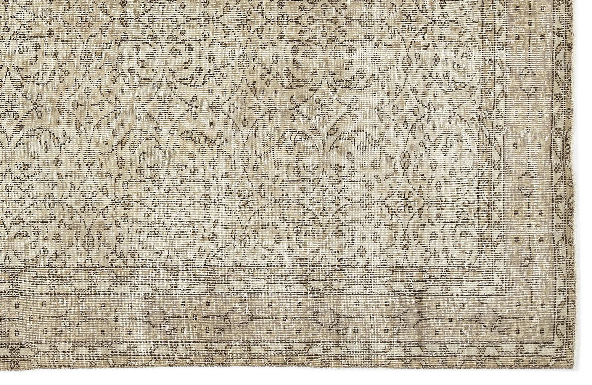 Retro Design Beige Over Dyed Vintage Rug 5'8'' x 9'1'' ft 173 x 277 cm