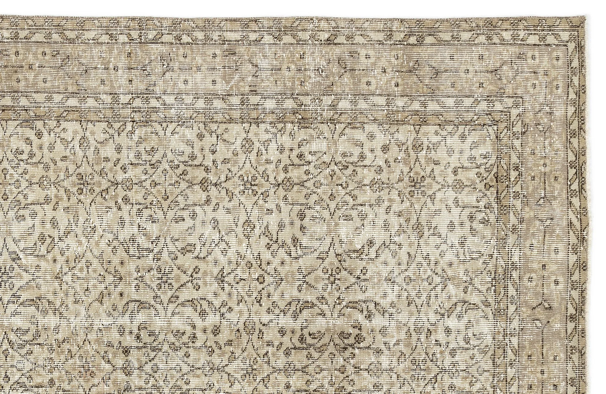 Retro Design Beige Over Dyed Vintage Rug 5'8'' x 9'1'' ft 173 x 277 cm