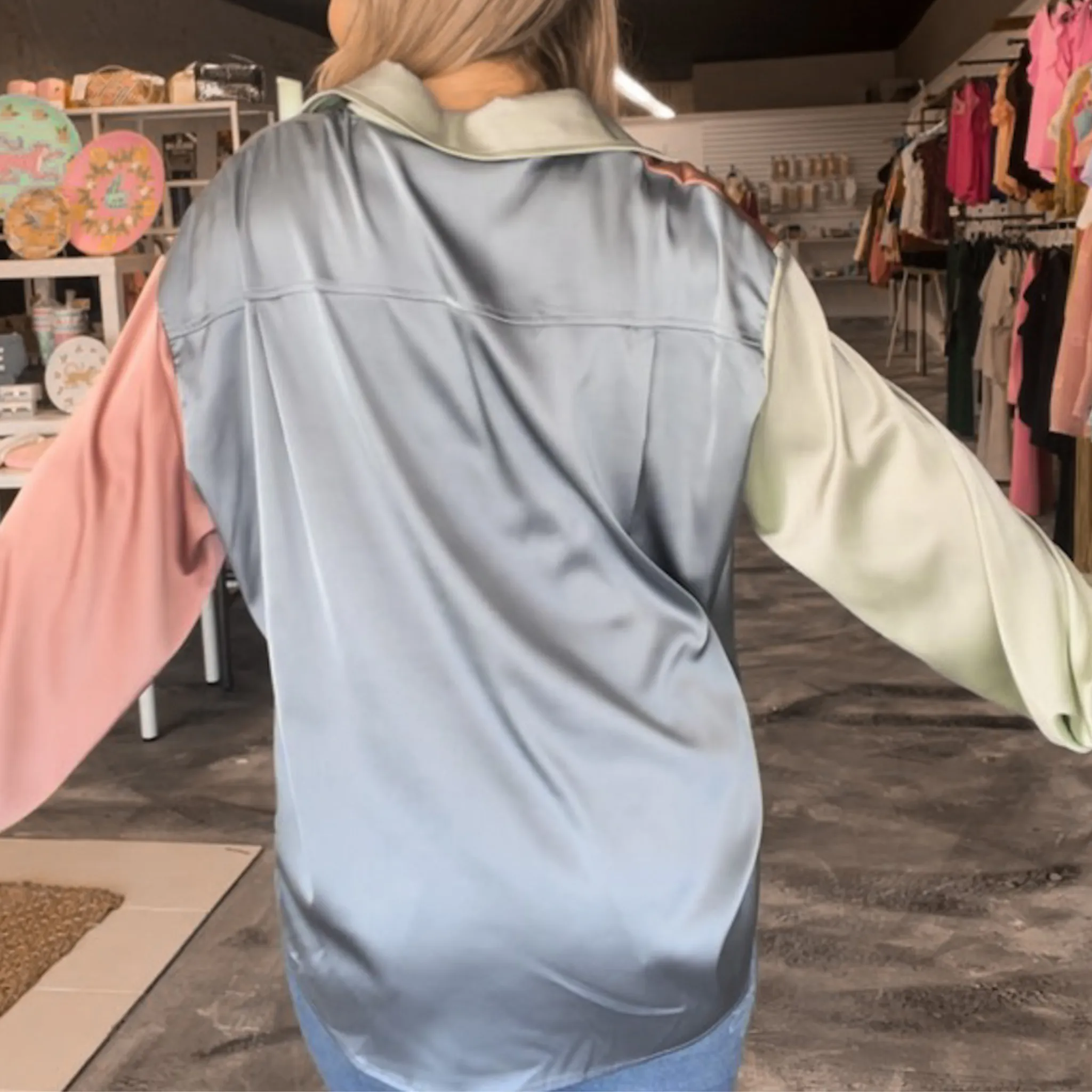 SATIN COLOR BLOCK TOP