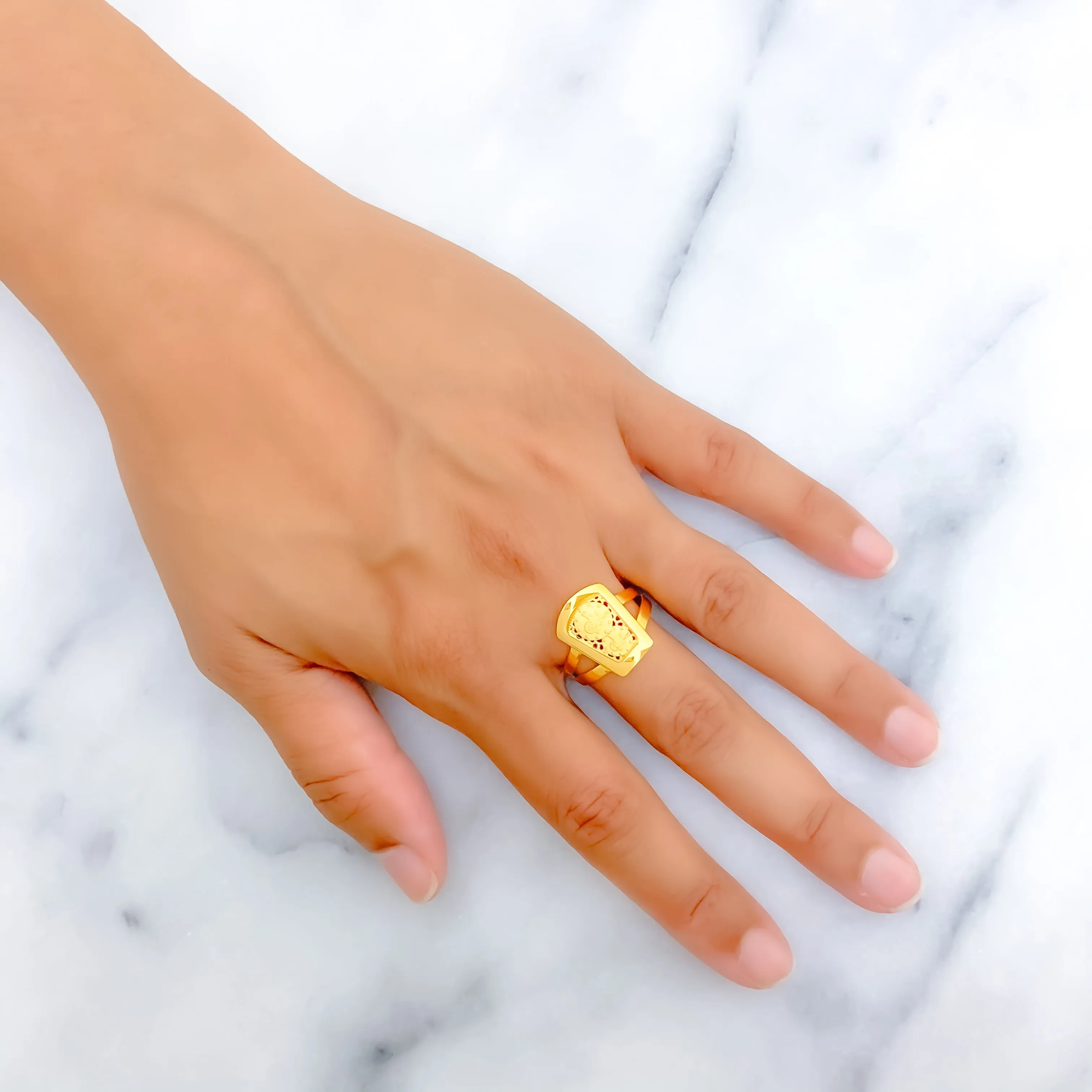Sleek Sophisticated 22k Gold Ring