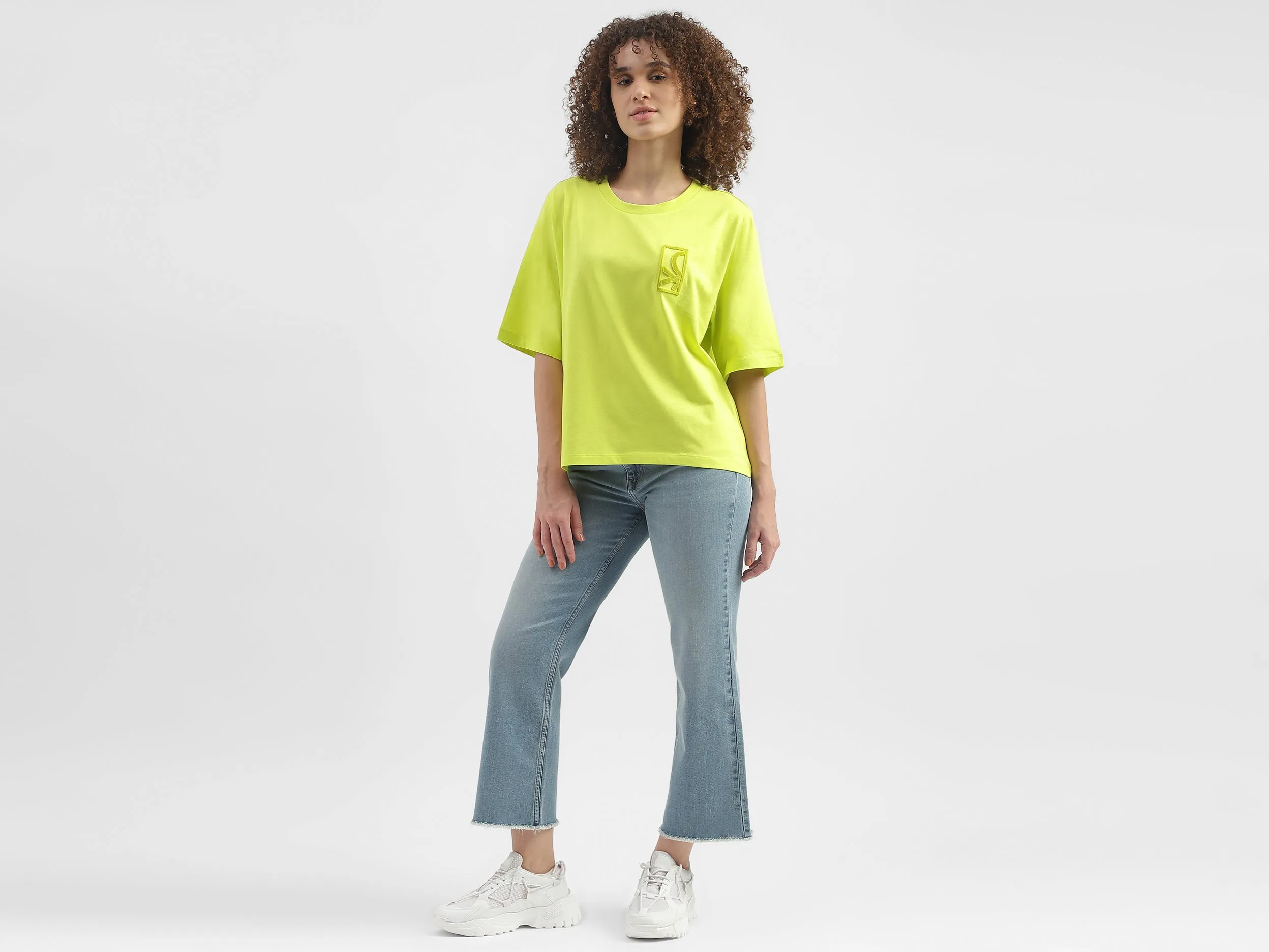 Solid Pattern Straight Fit Jeans