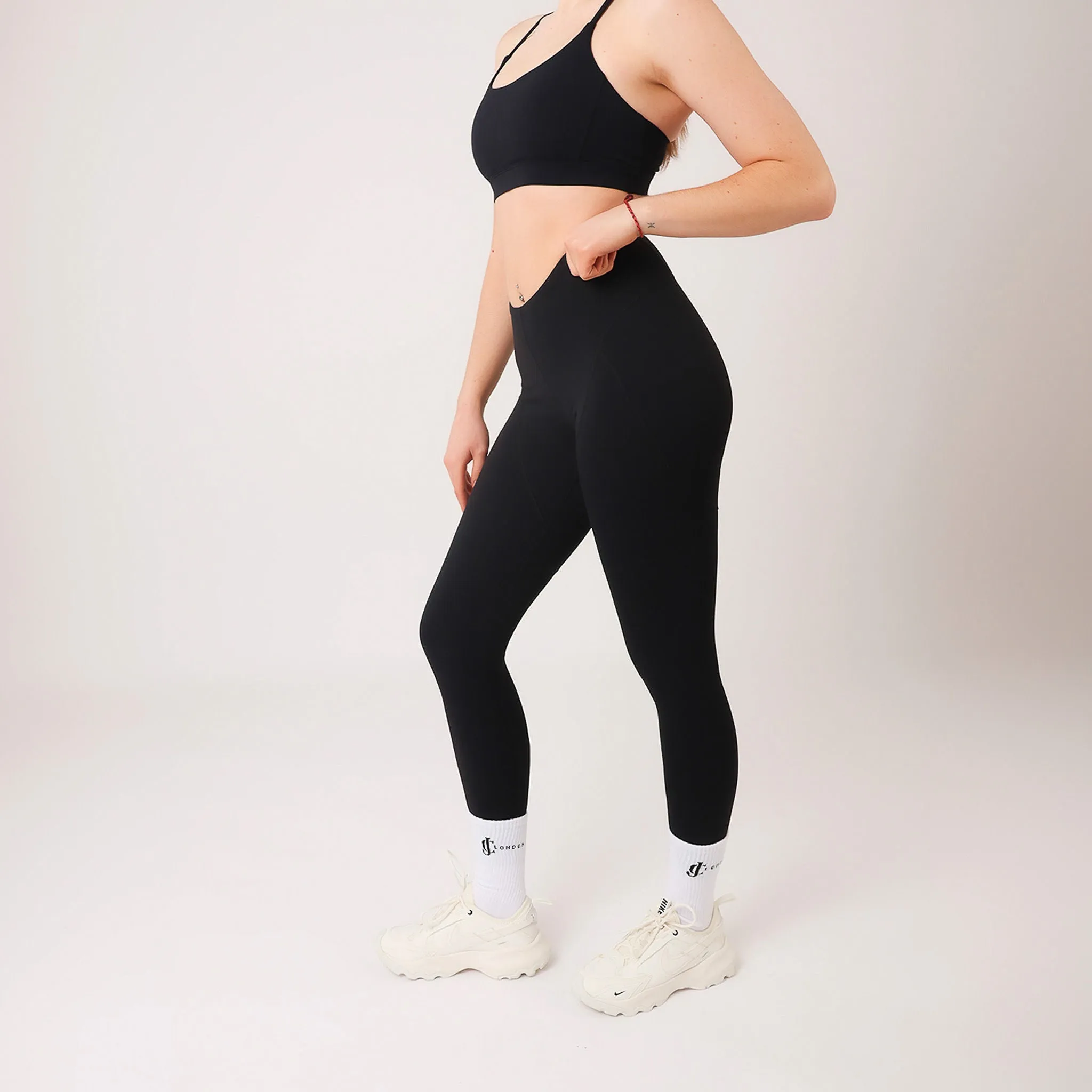 Stealth V2 sports bra