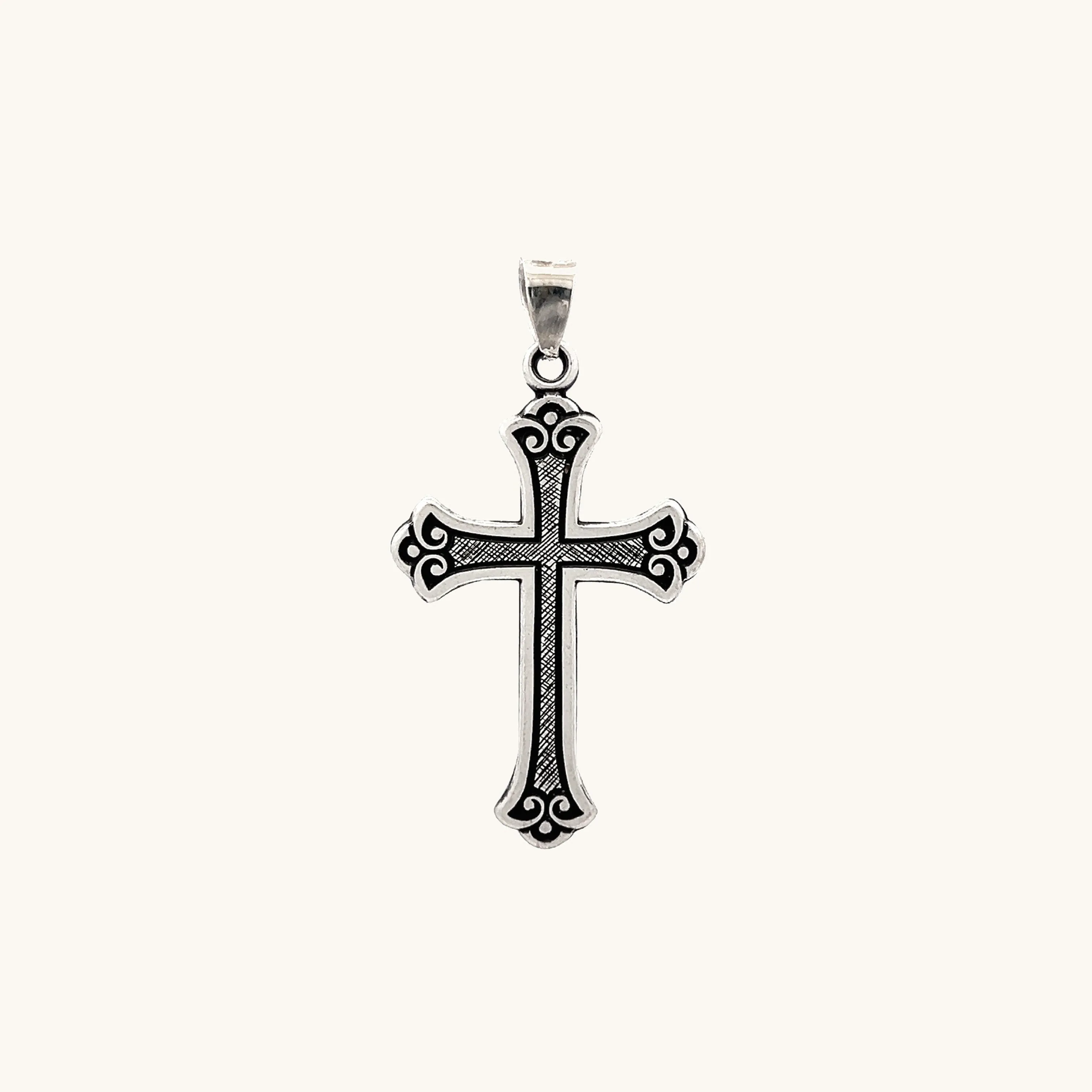 STERLING SILVER DESIGN CROSS PENDANT