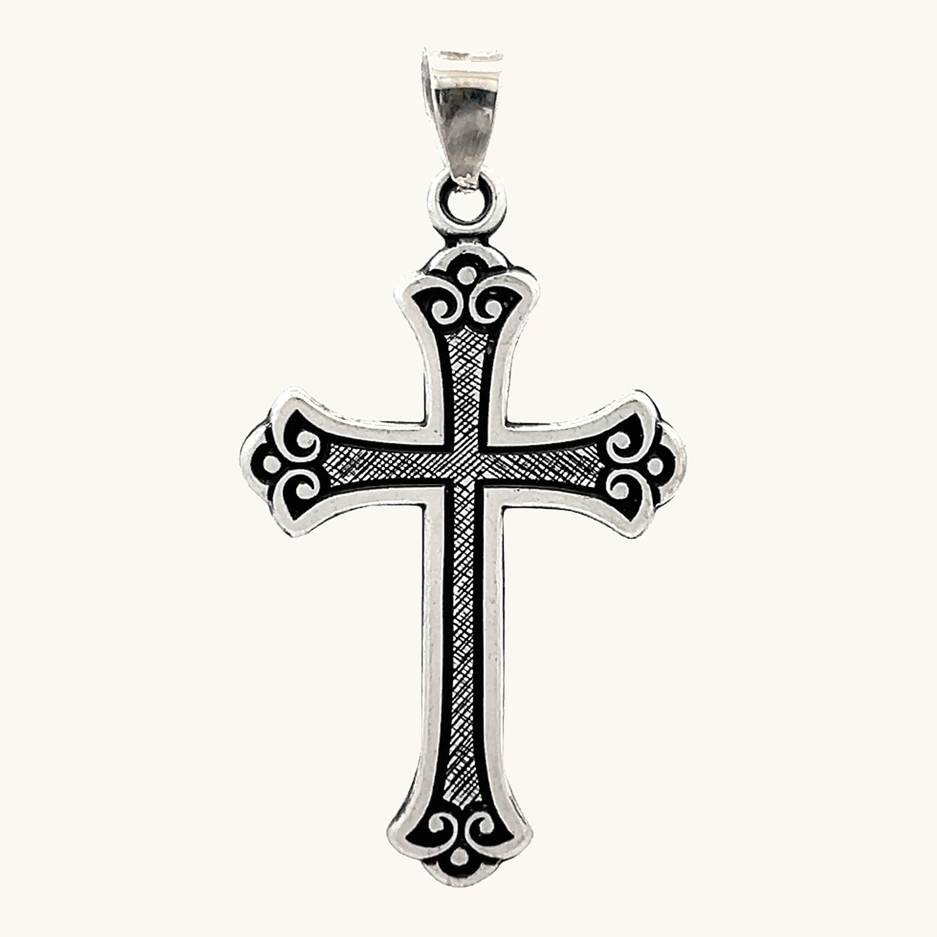 STERLING SILVER DESIGN CROSS PENDANT