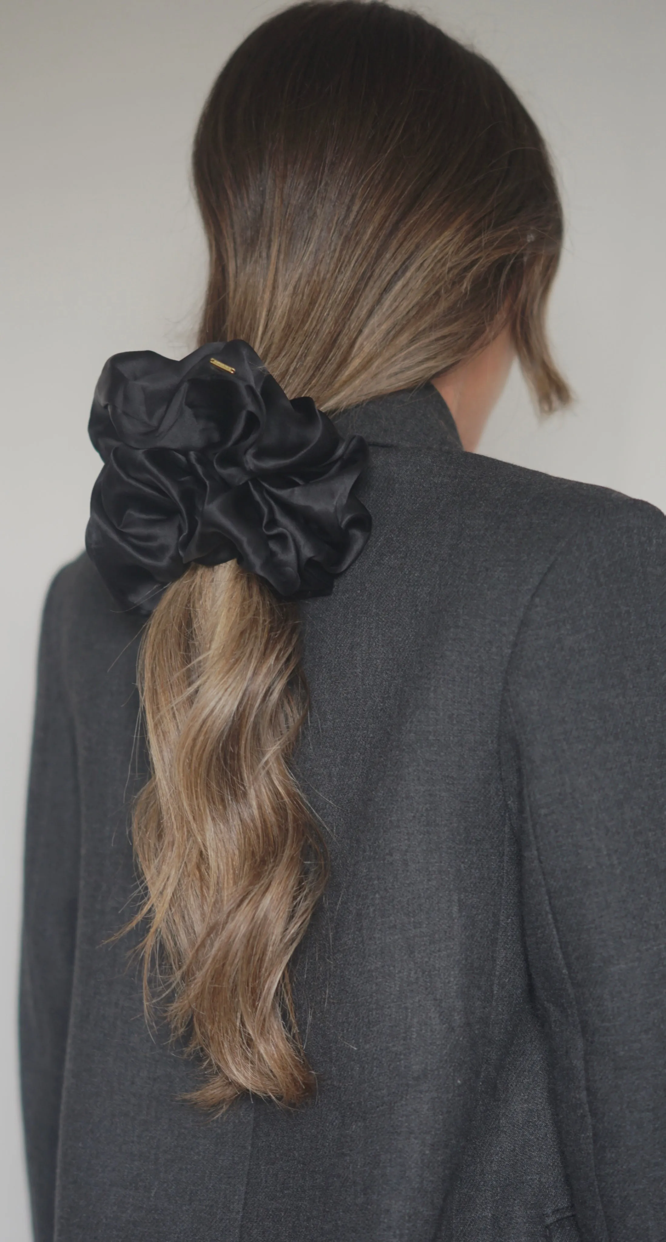 THE ALICE ORGANZA LARGE - BLACK