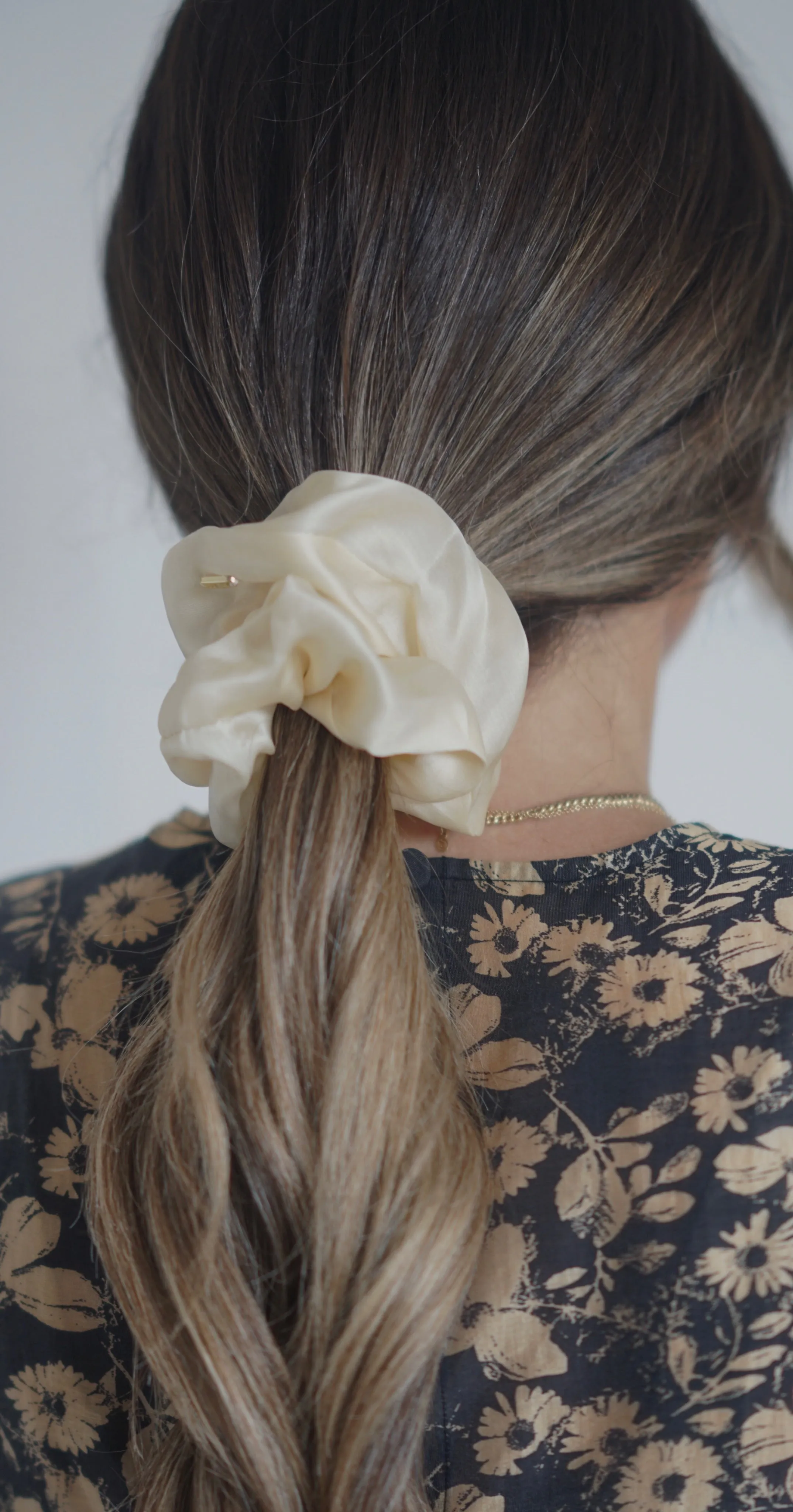 THE ALICE ORGANZA SMALL - PORCELAIN