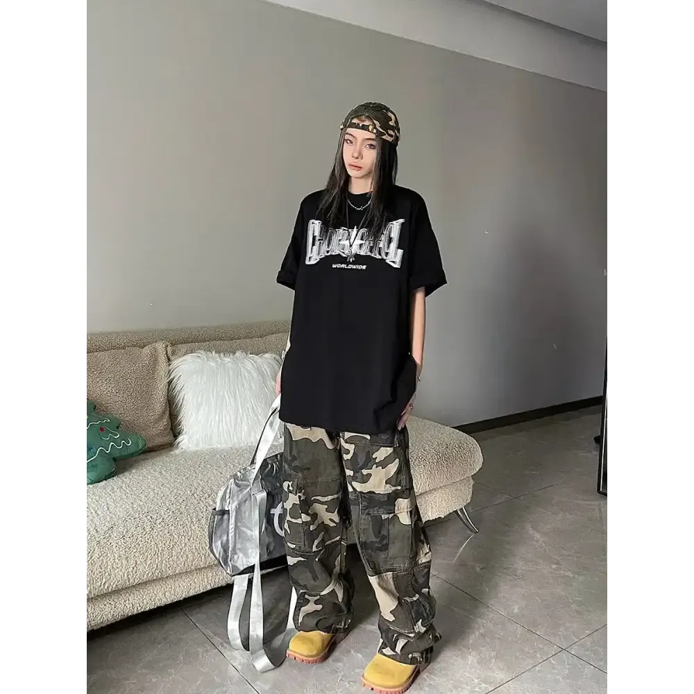 Y2K Drop Shoulder Crew Neck Tee with Unique Prints for Summer Style